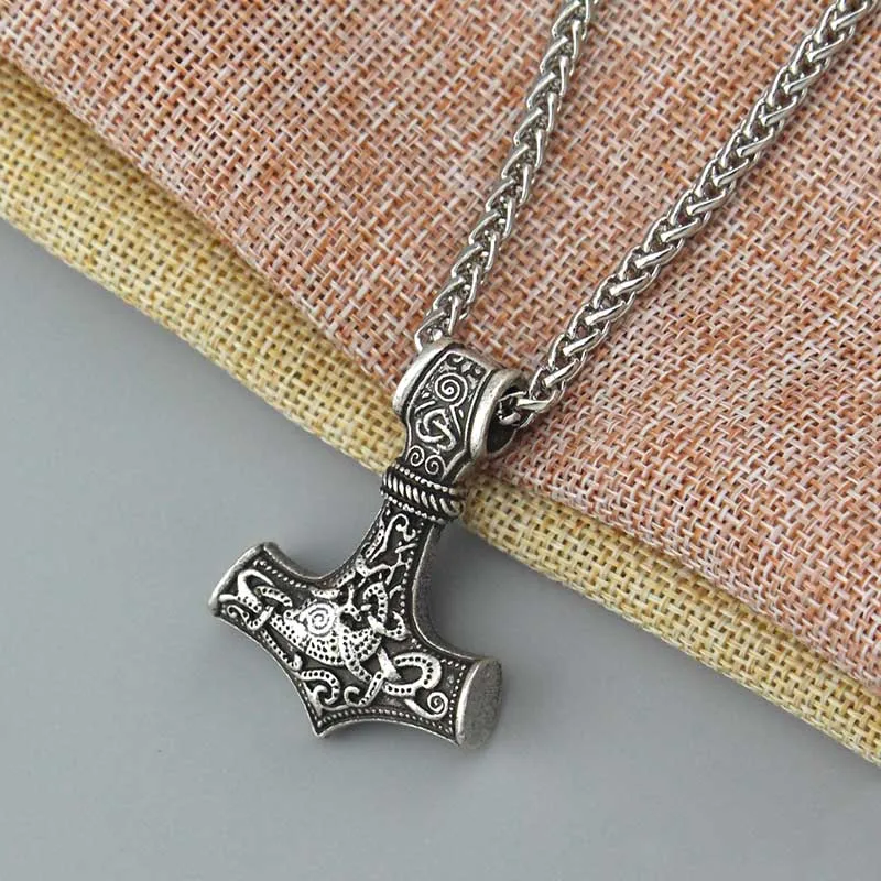 نورس الفايكنج ثور المطرقة Mjolnir الاسكندنافية رون تميمة قلادة سبيكة سلسلة Vegvisir مرساة قلادة الذكور المجوهرات