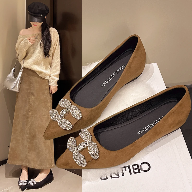 

Women's Black Pointed-Toe Low-Cut Low-Heel High Heels - Rhinestone Velvet, Early Autumn New Style, Office & Daily Shoes