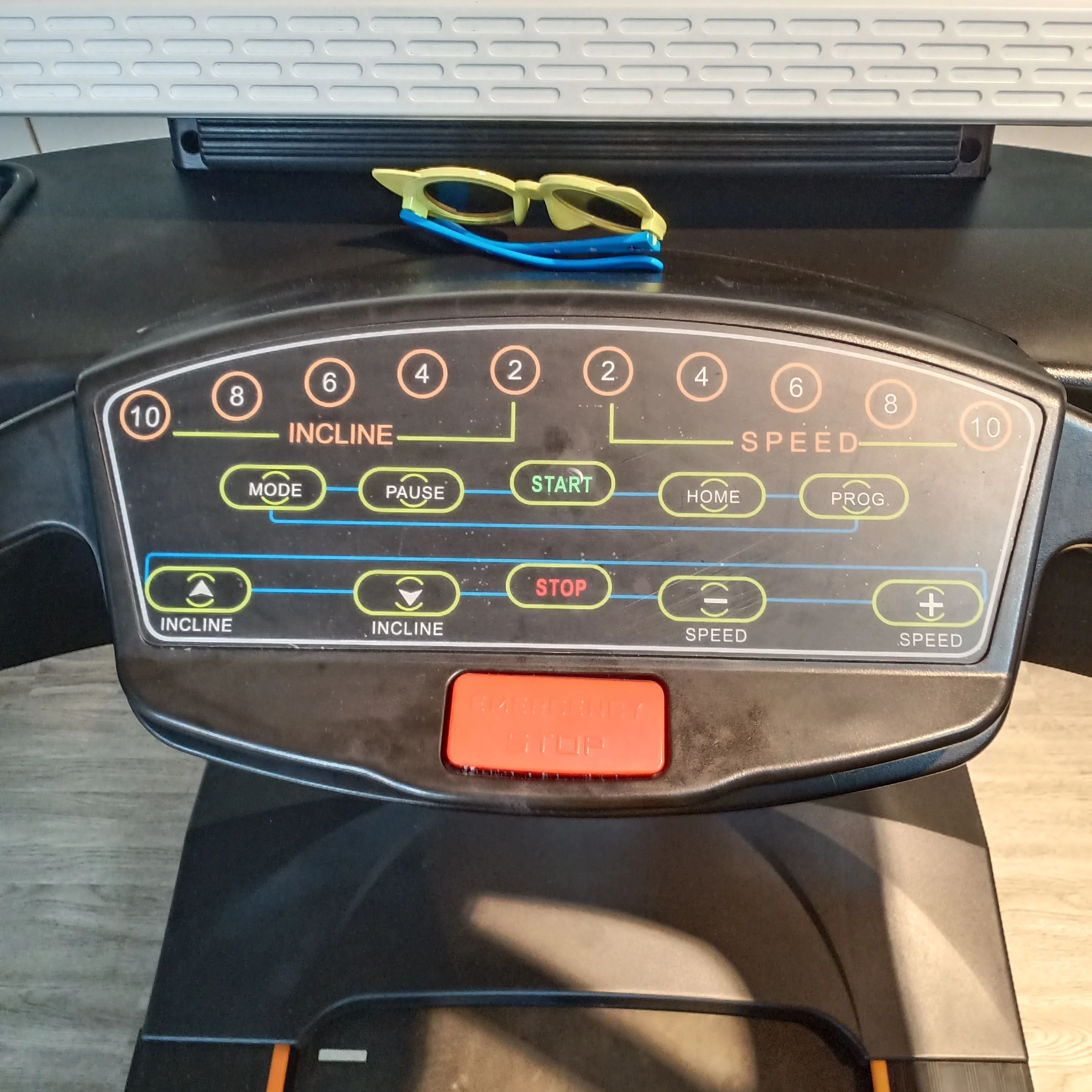 Commercial Cardio LED Screen Commercial Treadmill S6600A Multi-function Button  Commercial Cardio Fitness Equipment