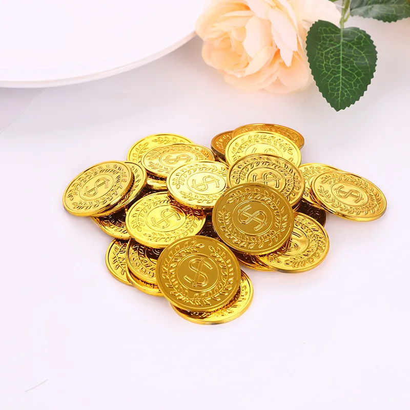 30/50 個海賊金貨銀貨銅貨プラスチックコインおもちゃホームキッド好意ゲーム宝物用品ゲームアクセサリー小道具
