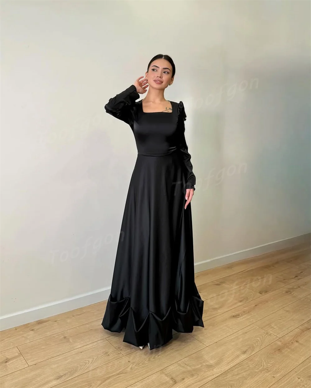 Toofgon สแควร์คอยาวแขนยาวชุดราตรีที่กําหนดเอง A-Line ผ้าไหมซาตินอย่างเป็นทางการชุดพรหมรัดตัวชุดพิเศษ