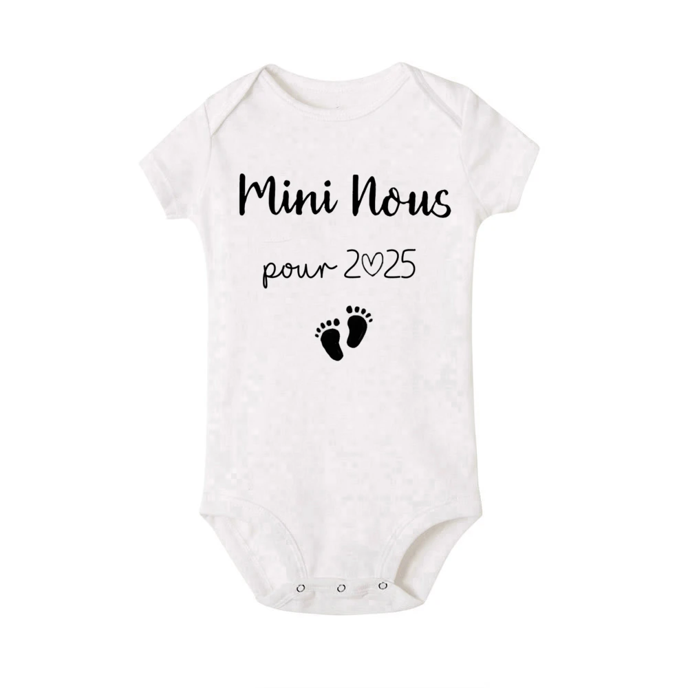 Mini uns im Jahr drucken Baby Stram pler lässig Kurzarm Säugling Overall Jungen Mädchen Bodysuit Sommer Schwangerschaft Ankündigung Kleidung