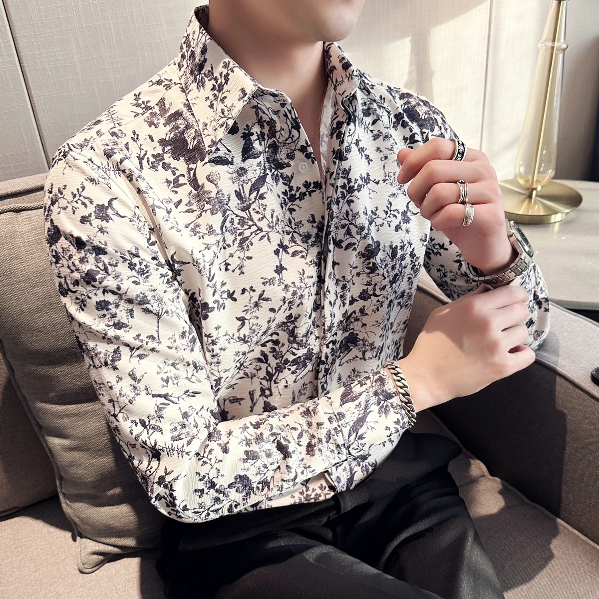 

2025 Spring Fashion Printed Shirt Men's High-end Long-sleeved Hidden Button Slim Fit Business Casual Retro Shirt Men Clothing