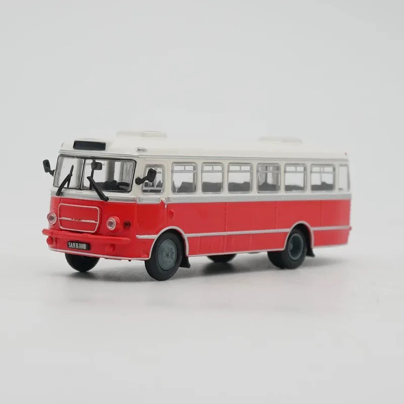 

Модель-копия IXO 1:72 Ist SAN H100B Retro Bus из литого металла, коллекционная, для декора, подарок, сувенир