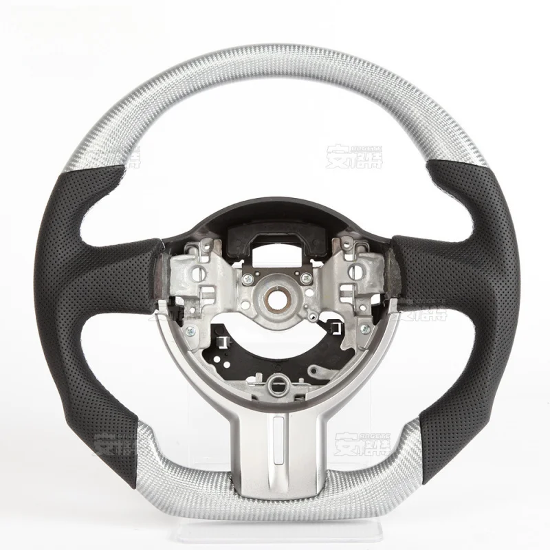 For Toyota 86 Silver Carbon Fiber Hand-stitched Leather Frame Steering Wheel (Genuine Leather Part)