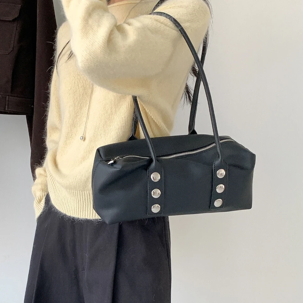 

Brand Women handbags PU Leather shoulder bag fashion rivet female Totes ladies Armpit pillow bag bolsa feminina brown