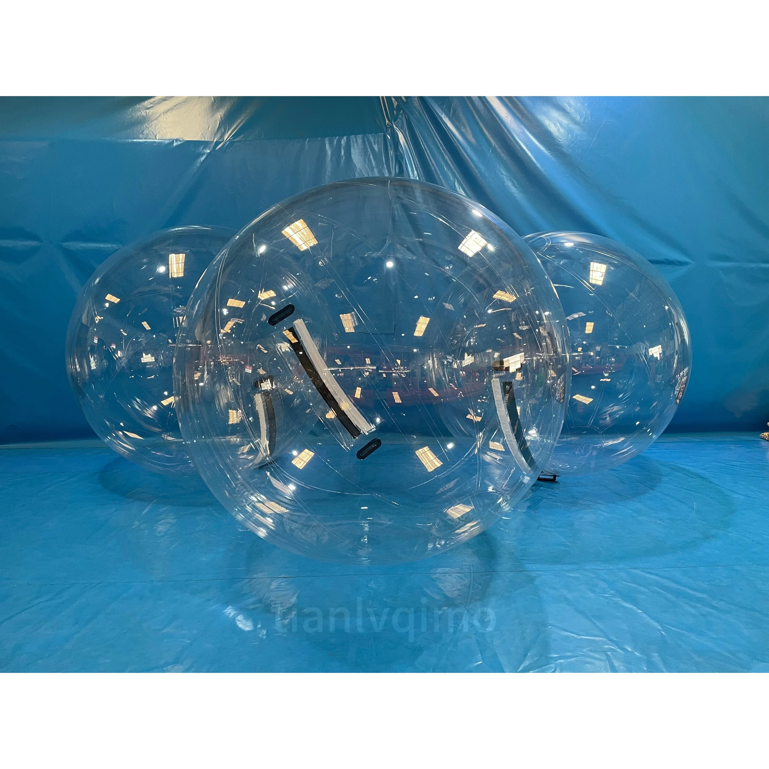 

Commercial Outdoor Aqua Zorbing Ball Inflatable Hamster Swimming Pool Toys in Blue Aqua Wall Ball