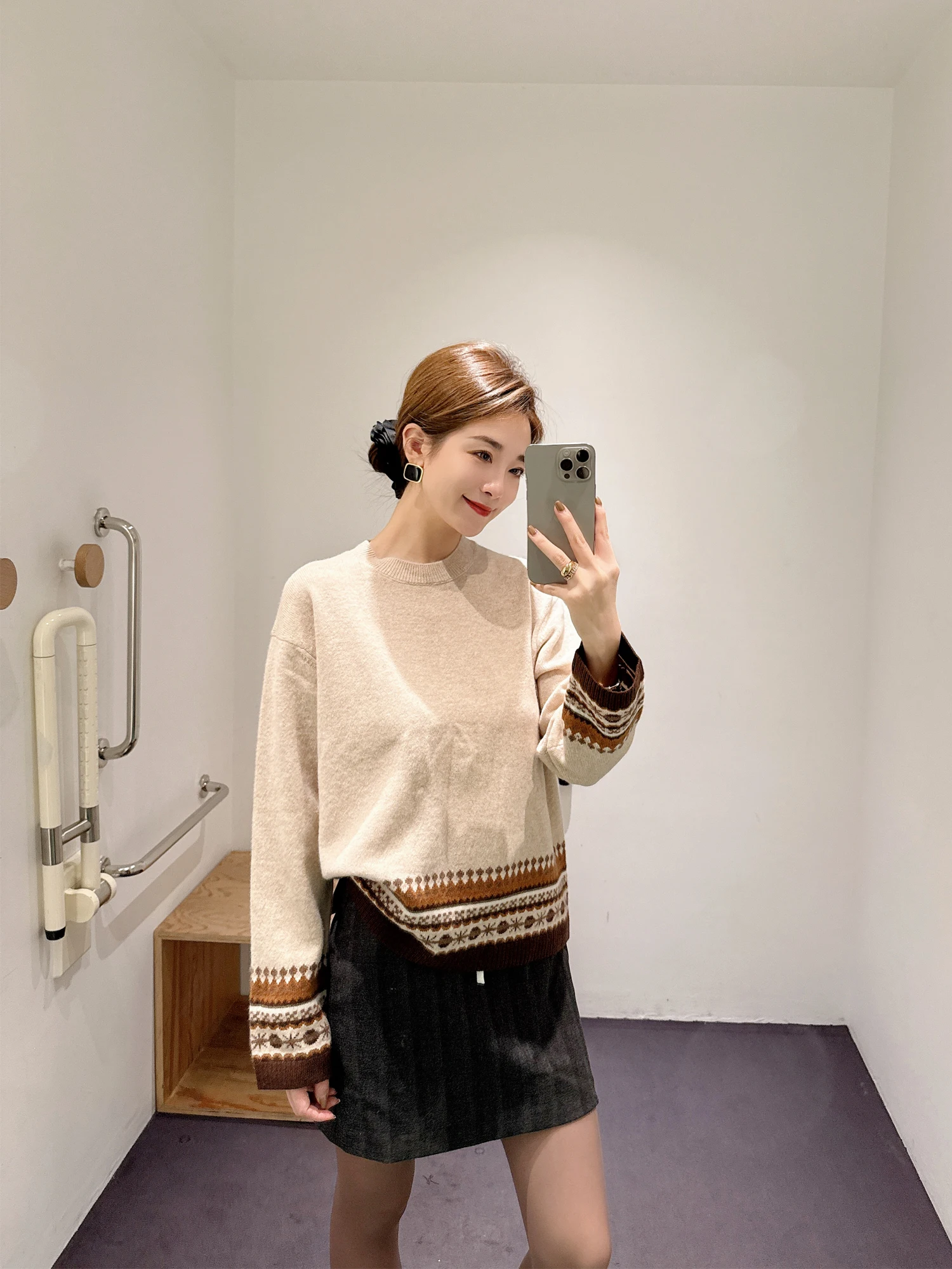 

Winter 2025 Women's Loose round Ne Fair Isle Knitted Wool Sweater Base irt Geometric Pattern Long Sve Warm Casual Top