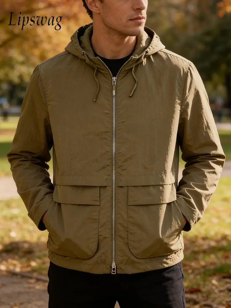 

Легкая мужская ветровка с капюшоном для активного отдыха, дышащая, солнцезащитная, тонкая куртка, модная весенняя модель 2026 года, худи на шнурке