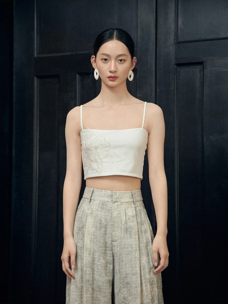 

Элегантная блузка из ацетатной шерсти с вышивкой пионами, простой дизайн, бренд Svel, топ для женщин в стиле Ханьфу