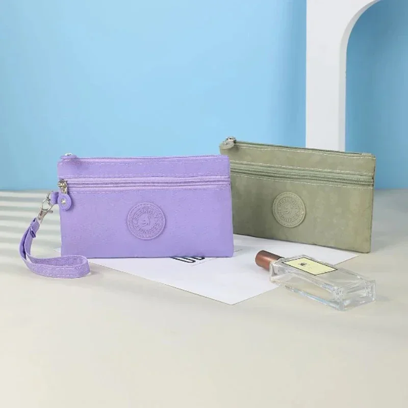 Petit porte-monnaie en nylon pour enfants, porte-cartes et poche pour écouteurs, sacs de rangement pour étudiants, porte-cartes de crédit, carte