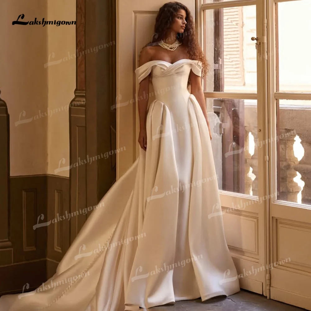 v neck graduation dress Cicinia White Dresses Short V-neck A-line Flutter Sleeves Mini Size:XXL (20-22) A Line 2 26S Linea 66