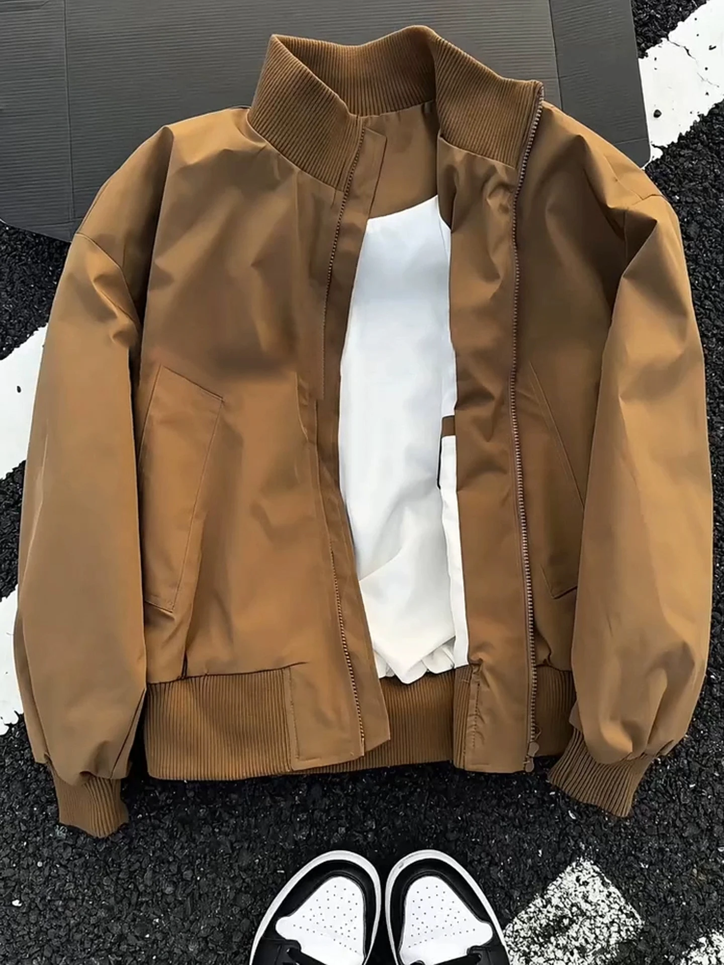 

Мужская куртка-бомбер Cleanfit Brown American Sport Flight Jacket с воротником-стойкой, молодежная, приталенного кроя