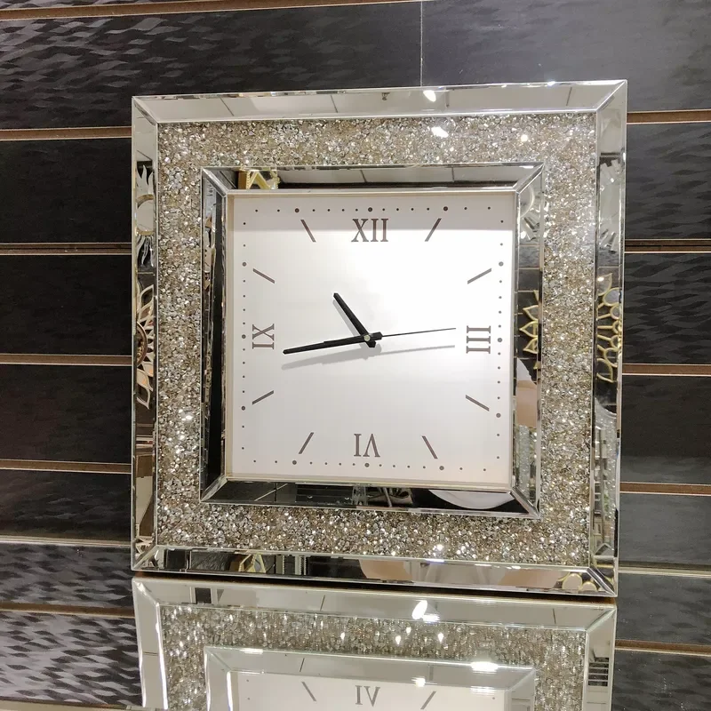 Luxury Peacock Wall Clock Creative Resin Crystal Art Decoration for Living Room Furniture Electric Silent Home Decor Gift