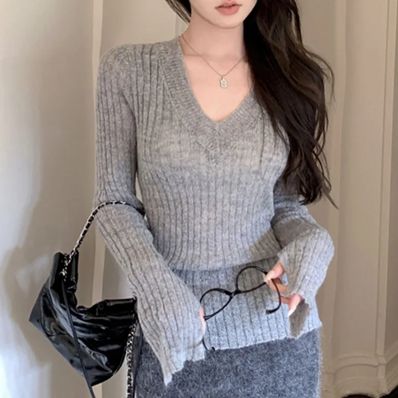 

Вязаный свитер, женские пуловеры, новый белый, черный вязаный свитер с длинным рукавом и v-образным вырезом, пуловер, женские топы, свитера, женская одежда Q958