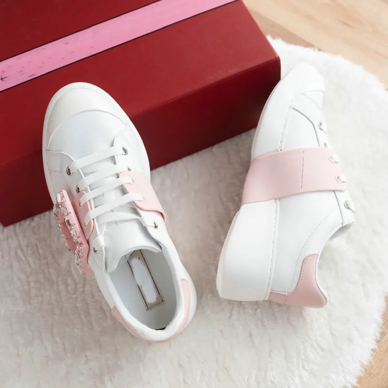 2024 new lace-up side square rhinestones with thick bottom color matching casual small white shoes sneakers