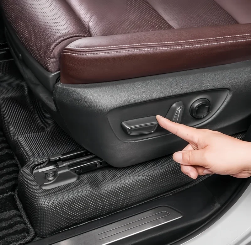 مقعد السيارة تحت وسادة مضادة للركلة مناسبة لسيارة Toyota Prado LC250 2024-2025 وسادة حماية للمقعد الأمامي من مادة TPE ملحقات معدلة #4