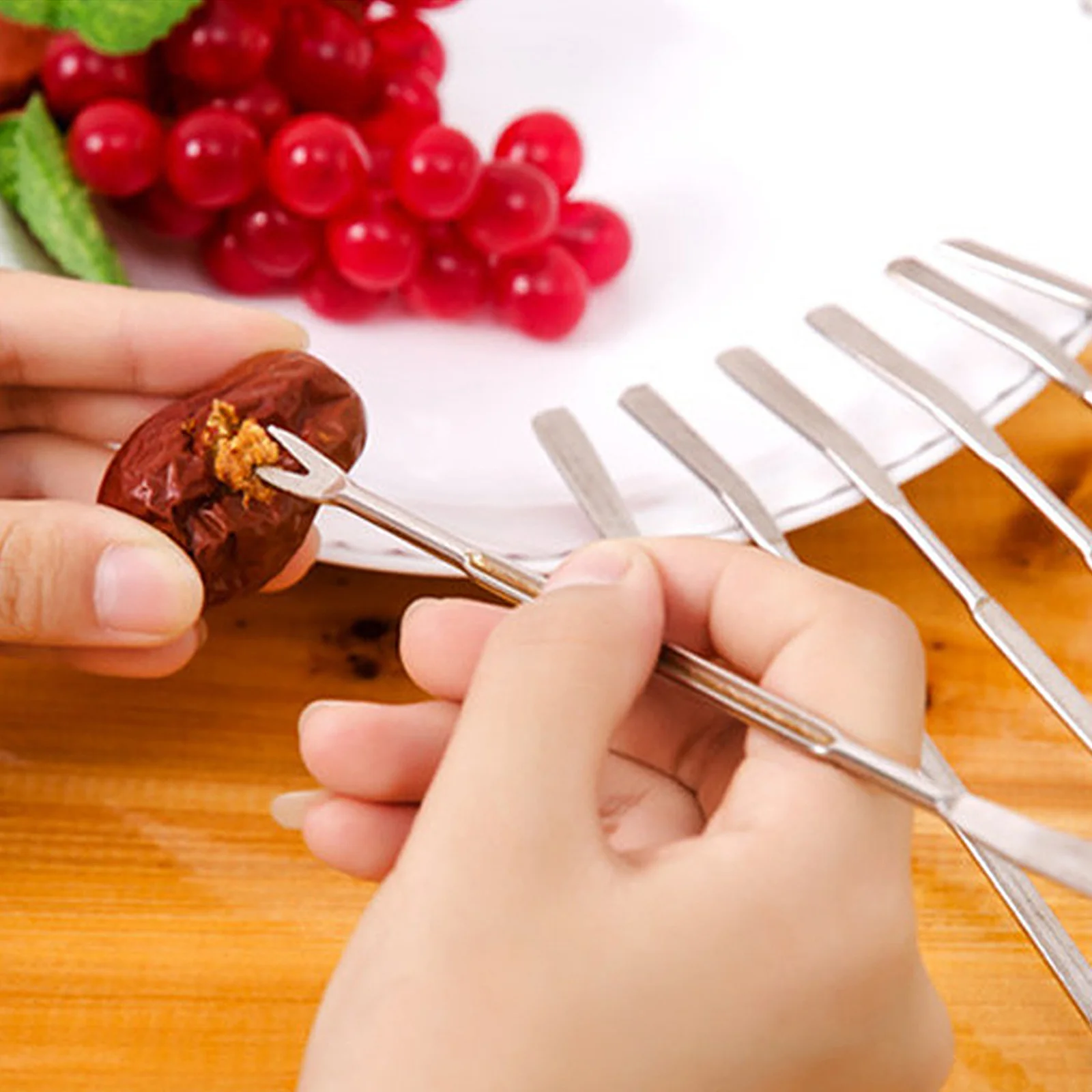 12Pcs Multifunctional Seafood Forks Stainless Steel Rustproof Nut Picks Shellfish Tools for Lobster Crab Crab Forks