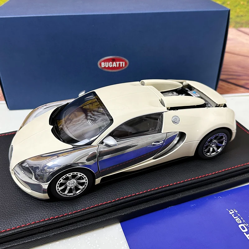AUTOART 1:18 Bugatti Veyron Sports car alloy car model plated interphase Personal collection Birthday gift Compan