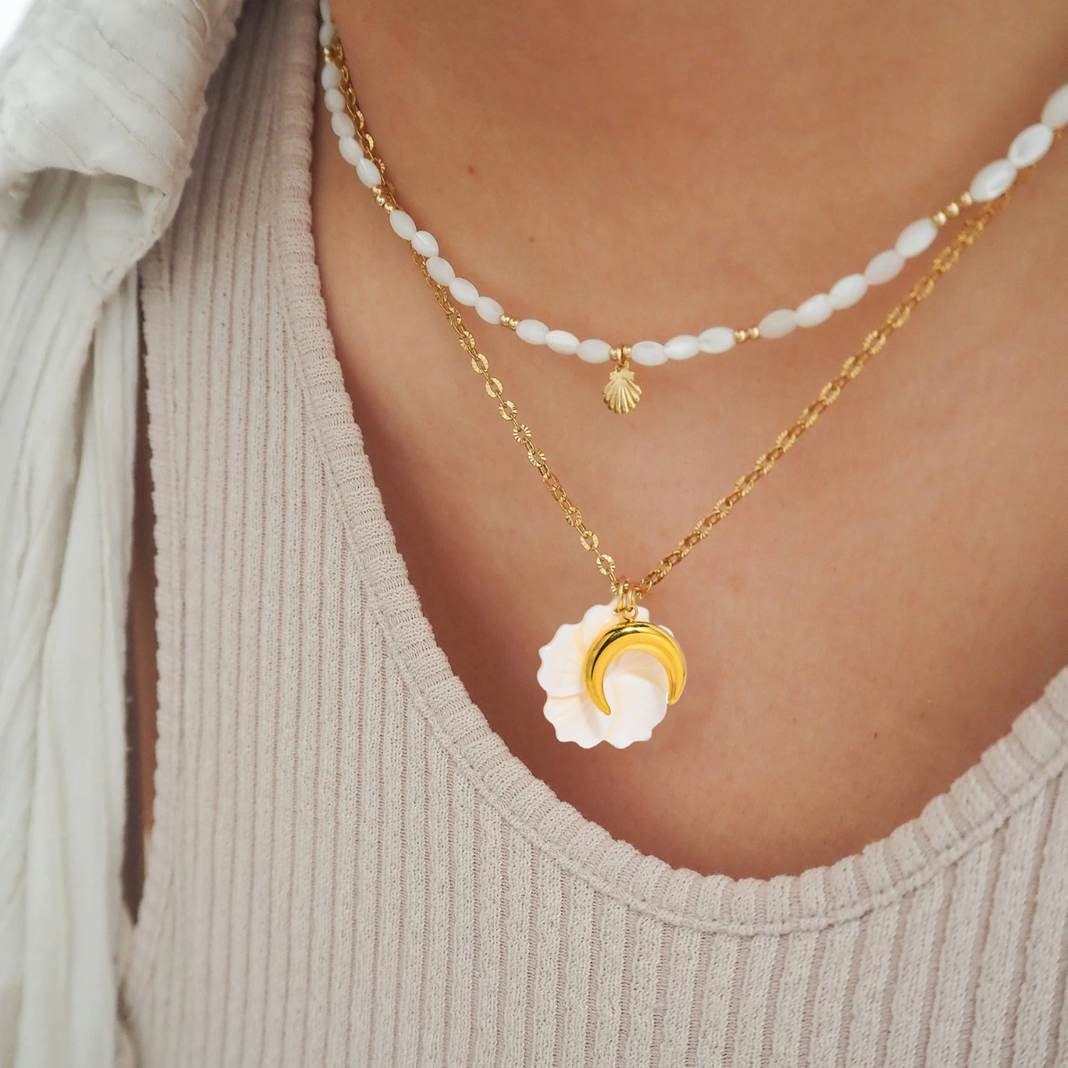 UHBINYCA Shell Flower Moon Charms Necklace for Women, Stainless Steel Waterproof Hypoallergenic Personalized Daily Wear Jewelry