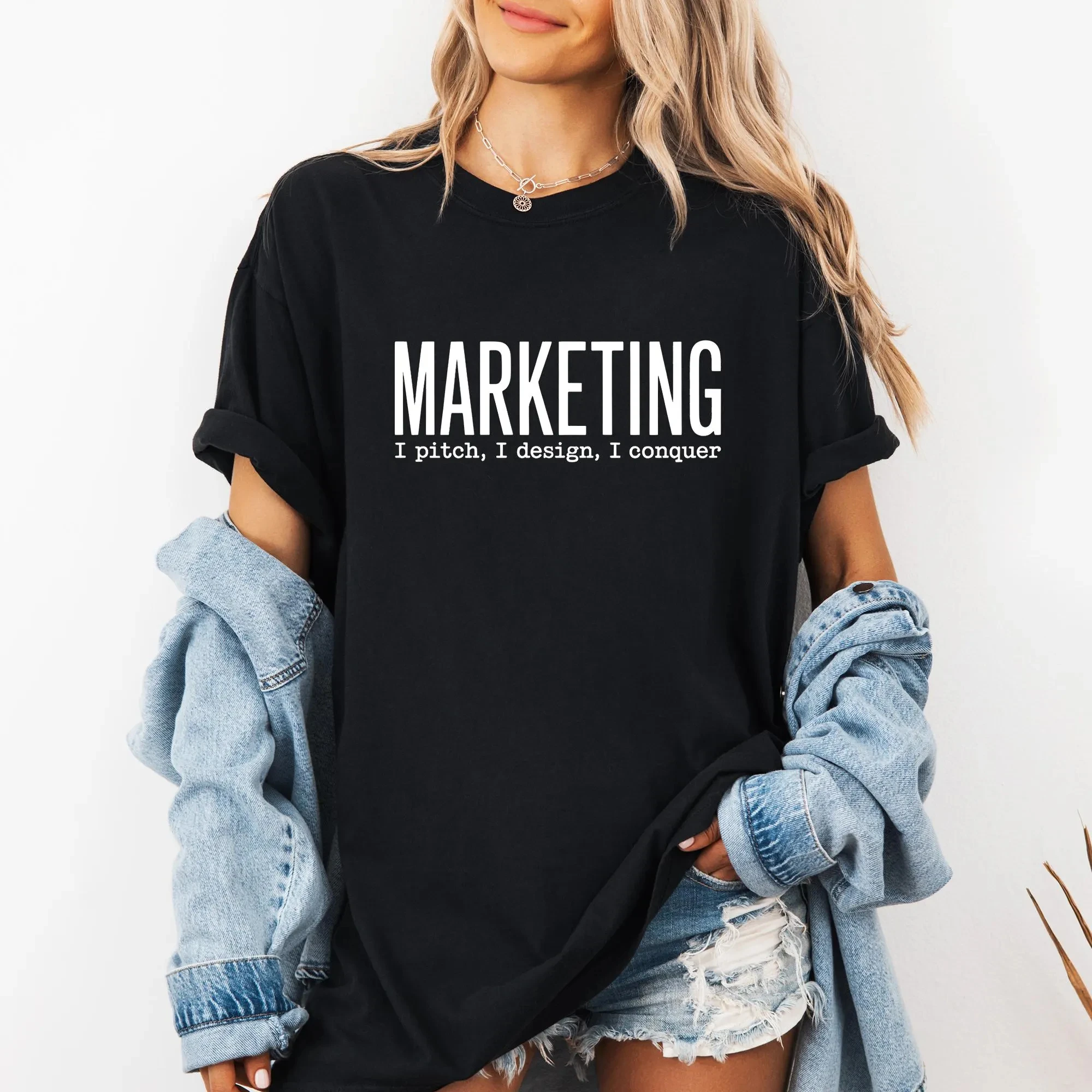 Marketing Fun T-shirt, Suitable for Both Men and Women. I Throw, I Design, I Conquer. Retro and Comfortable Color Series T-shirt