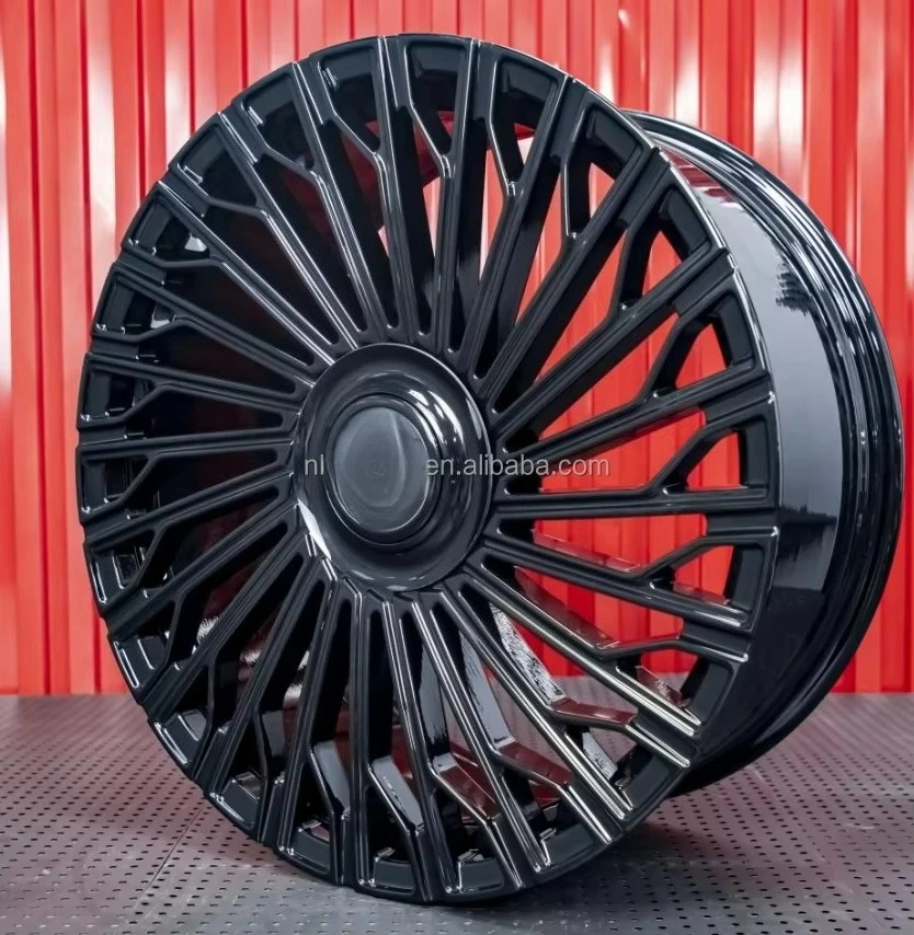 New Design Monoblock With Gloss Black Multi Spoke Design with Floating Cap Forged Wheel Compatible with Rolls-Royce Cullinan