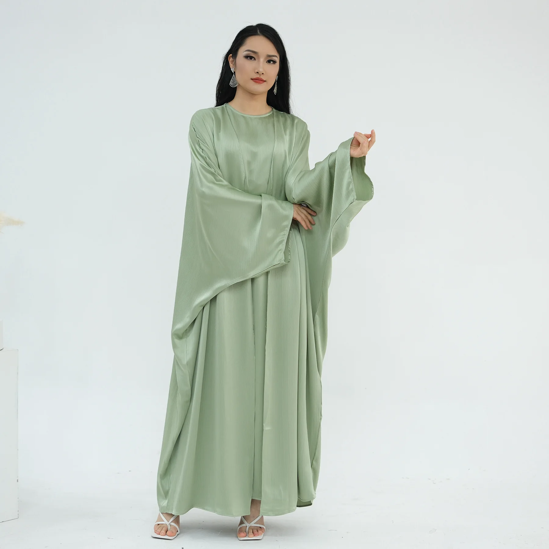 

Ramadan Satin 2 Piece Abaya Dubai Luxury Set Muslim Prayer Clothes Women Dresses Caftan Marocain Robe Femme Musulmane Jalabiya