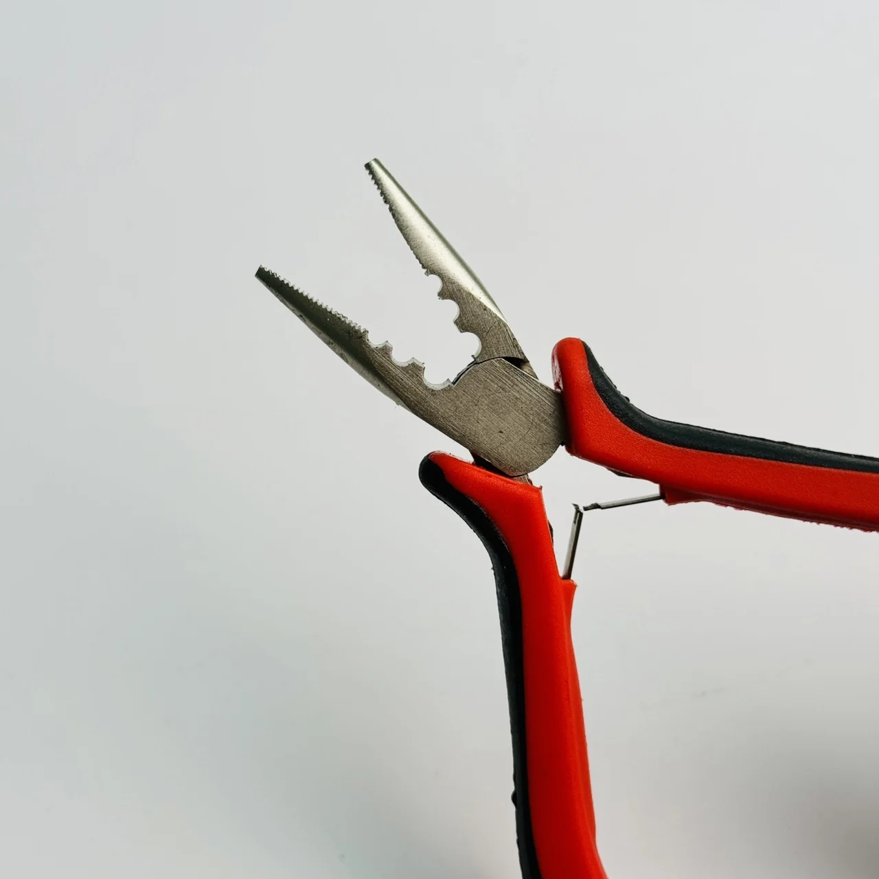 1 Pack Red & Black Jewelry Bead Crimper Tool Crimping Press Plier for Bead Setting And Jewelry Making