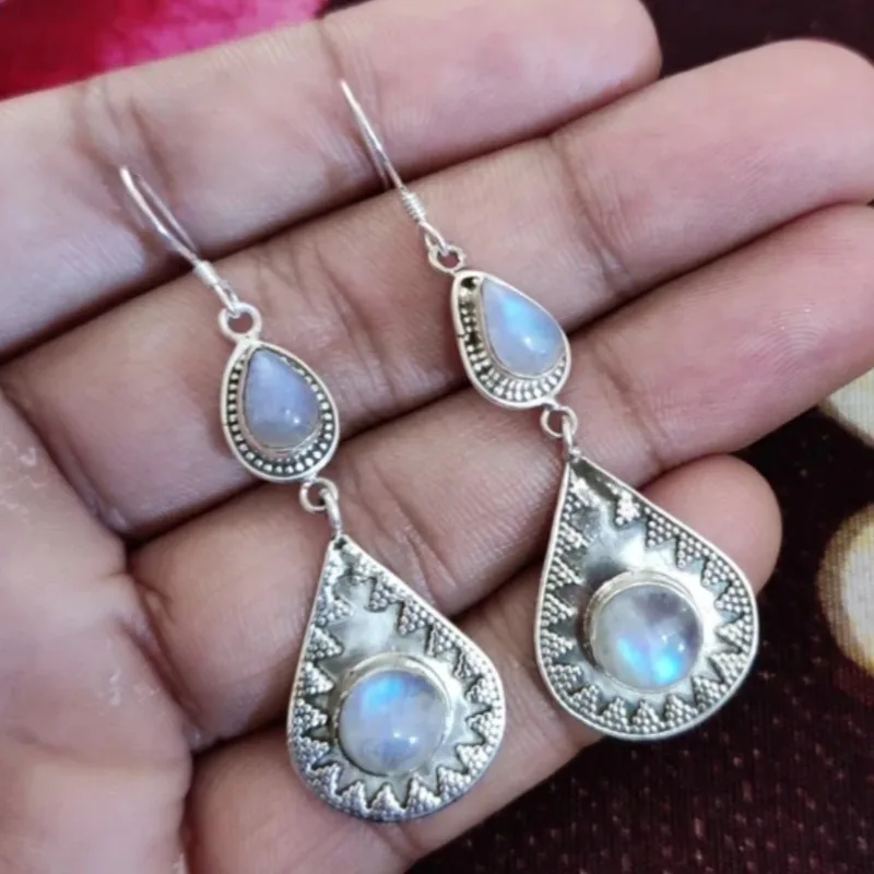 Bohemian Style Vintage Inlaid Synthetic Moonstone Silvery Pendant Earrings Women Elegant Banquet Celebration Jewelry Accessories