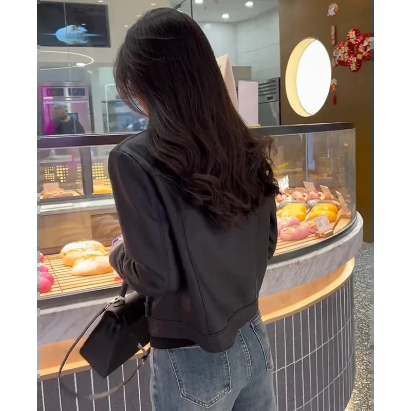 Chaqueta de cuero sintético para mujer, abrigo corto, holgado, informal, color negro, estilo coreano, para primavera y otoño, novedad de 2024