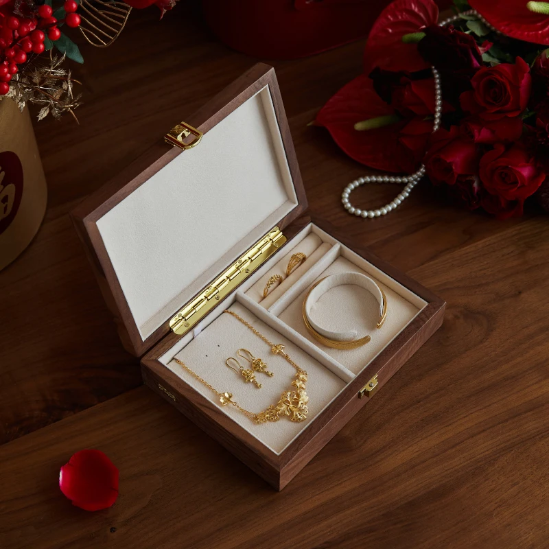 

Walnut Solid Wood Light Luxury Jewelry Storage Box Bride Gift Ring Jewelry Box