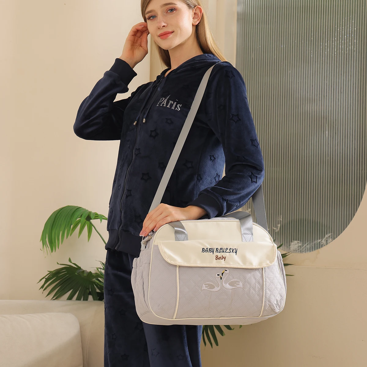 Fashionable and multifunctional one shoulder mommy bag, sewing embroidery, large capacity crossbody hand-held diaper bag