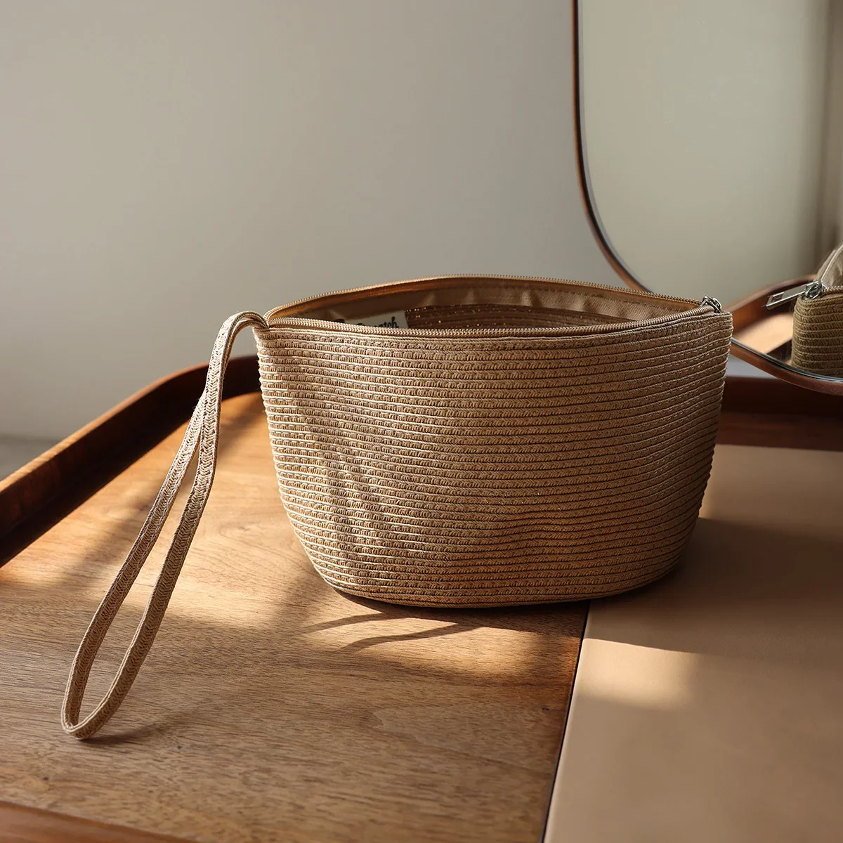 

Весенне-летняя дорожная соломенная косметичка, однотонная тканая сумка для хранения, уличная портативная повседневная пляжная сумка, ручная сумка