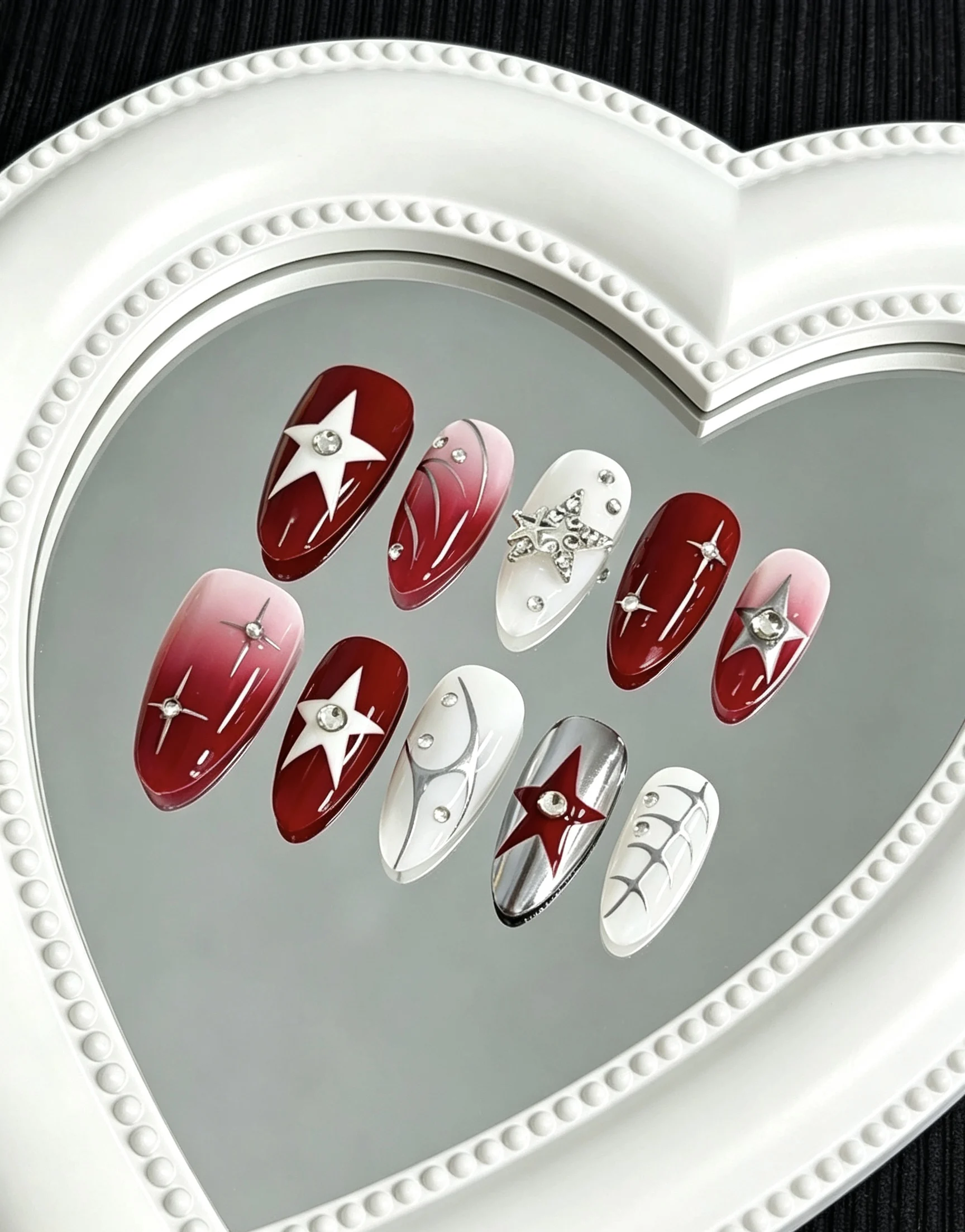 10-Piece Set of Y2K Red and Silver Star Press-On Nails, Almond-Shaped Blush Gradient Rhinestone Cool Girl Reusable Fake Nails