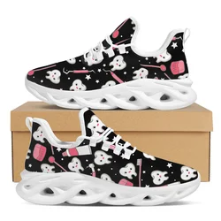 Yikeluo Cute Cartoon Tooth Pattern donna Slip On Sneakers dentista Mesh scarpe da donna Light Casual Summer Beach Water mocassini