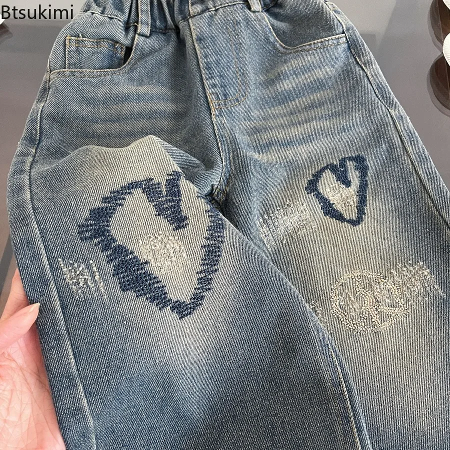 2026 Baby Girls Pants Fashion Trouser Embroidery Heart Washed Ripped Straight Spring Autumn New Korean Style Kids Wide Leg Pants