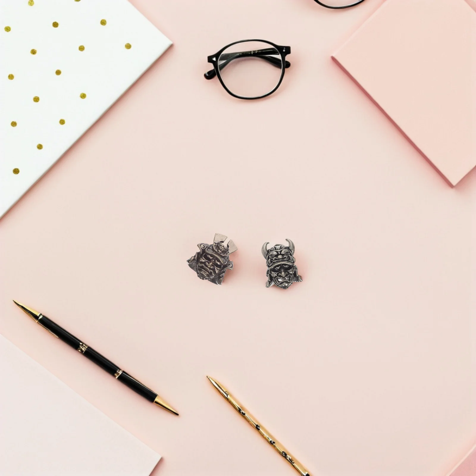 

3 PCS Retro Pendant Jewelry Decorative Keychain Earrings Silver Japanese Samurai Charms for Making