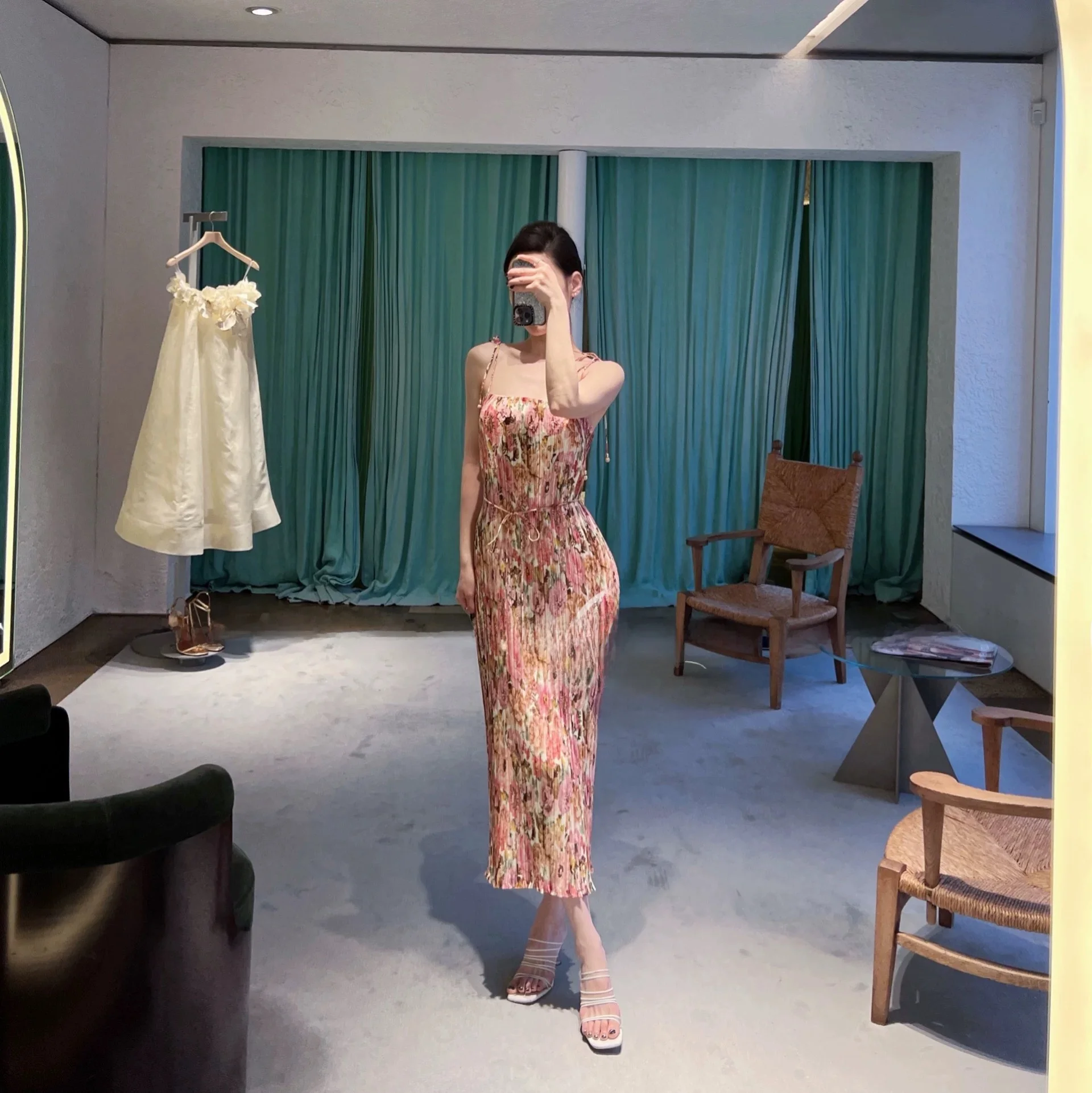 

Ele High-Waisted Svel Pink Floral Print Pleated Slim-Fit Strap Dr Summer Beachwear Women's Single-Piece Gown