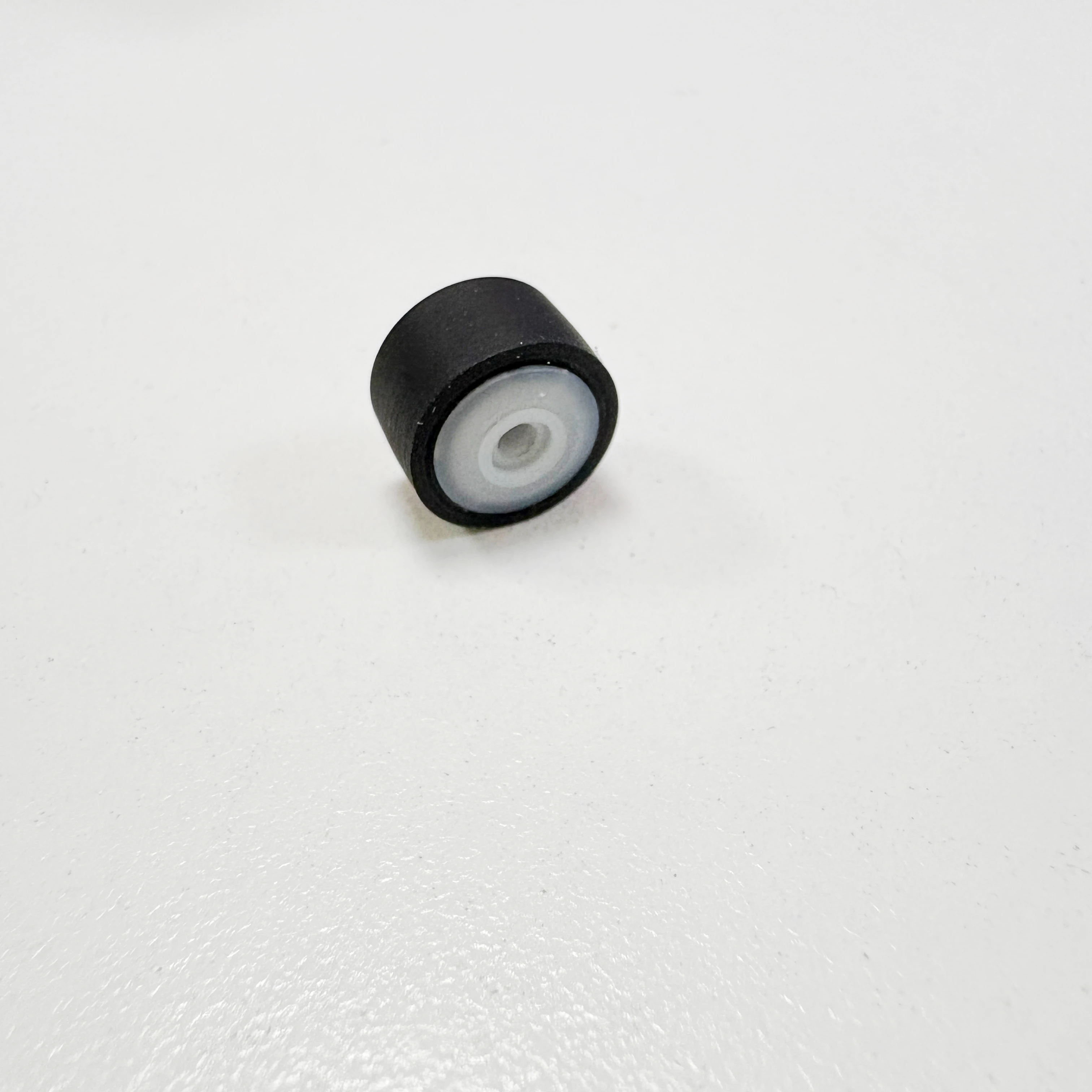 Pinch roller for Nakamichi cassette decksbased on Sankyo transport left source roller 11mm x 8mm x 2mm (optional)