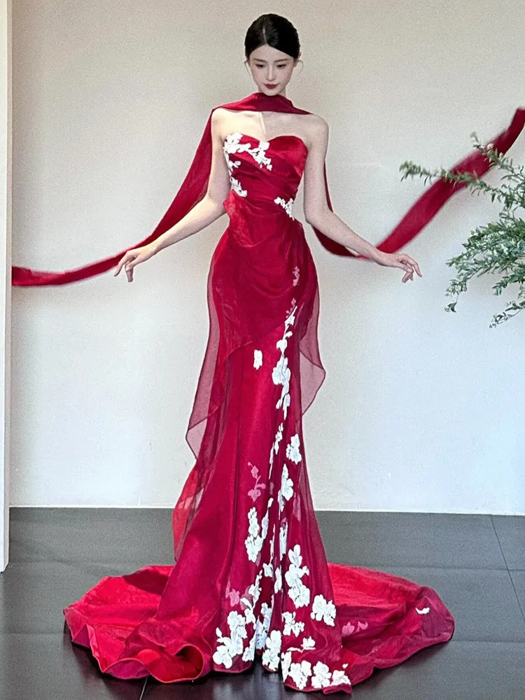 New Chinese-style strapless toasting dress bride's banquet wedding return red engagement