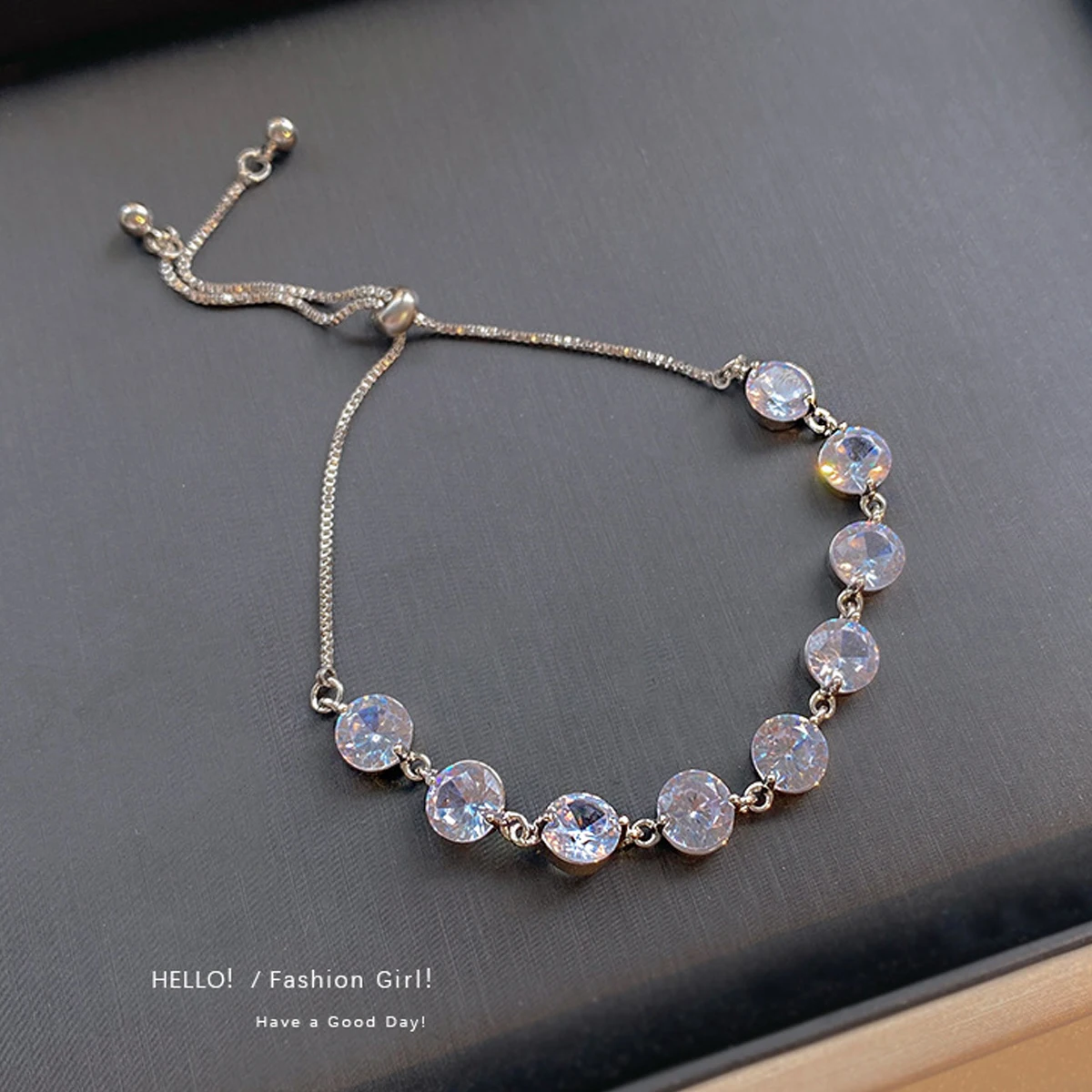 Darmi New Arrival Sparkling Round Rhinestones Adjustable Bracelet For Women Korean Fashion Charm Girl Sexy Wrist Accessories