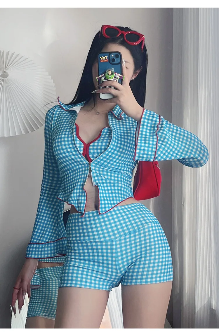 2024 Young Girls Pure Retro 3 Piece Swimsuit Women\'s Beachwear Korean Style Hot Spring Sexy Beach Bikini Set with Shorts Jacket