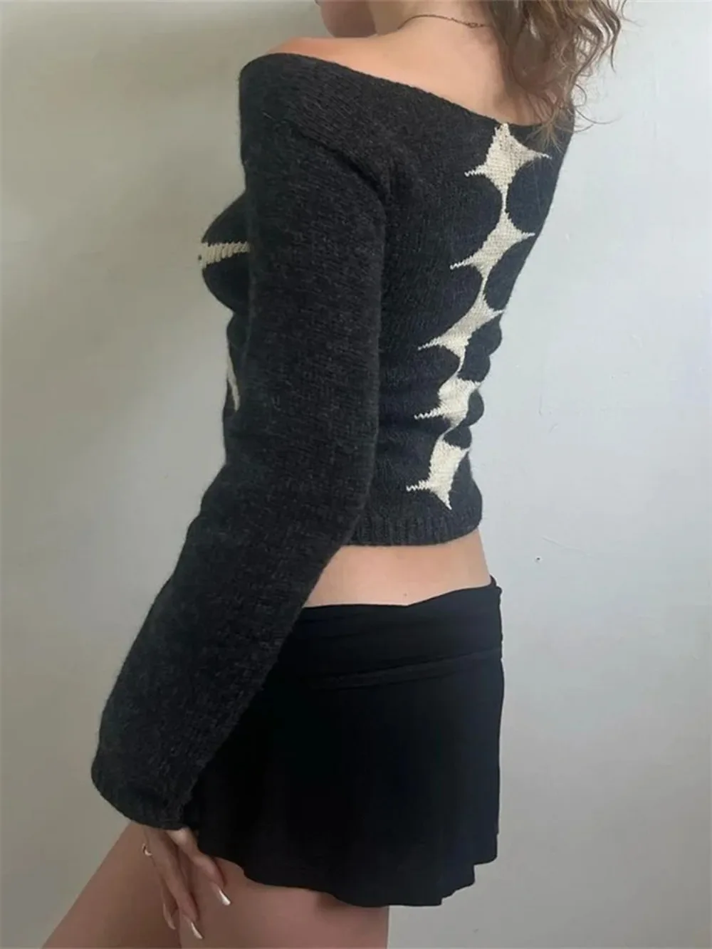 Tops de punto para mujer, suéter ajustado con hombros descubiertos, estampado gráfico, prendas de punto de manga larga, ropa de calle estética para primavera y otoño