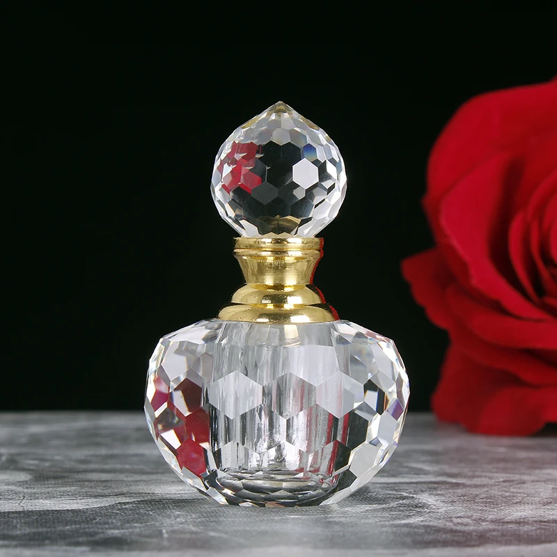 K9 High Quality Crystal Perfume Bottle Empty Refillable 1ML Crystal Glass Essential Oil Bottle Travelling Gift Wedding Favors