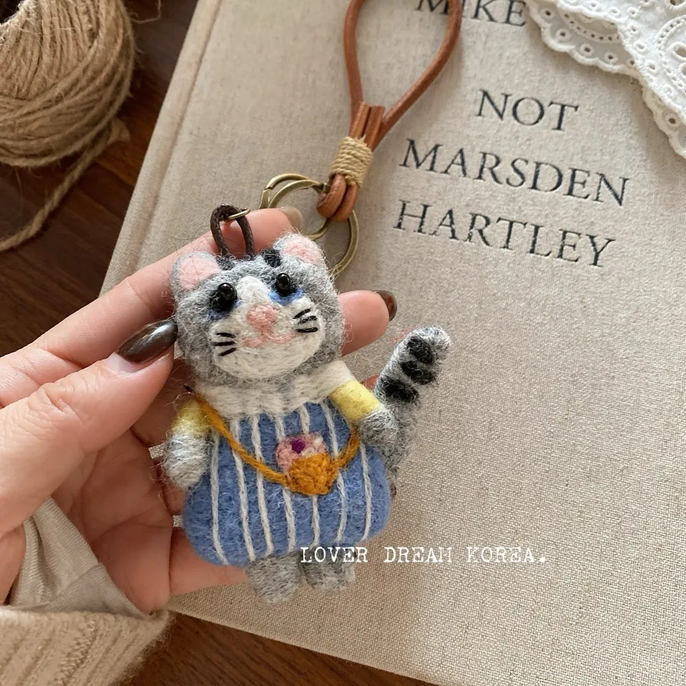 Nepal Handmade Wool Felt Keyring for Dog Rabbit Cat Plush Animal Car Mirror Hanging Ornament Bag Charm Cute Lightweight Premium