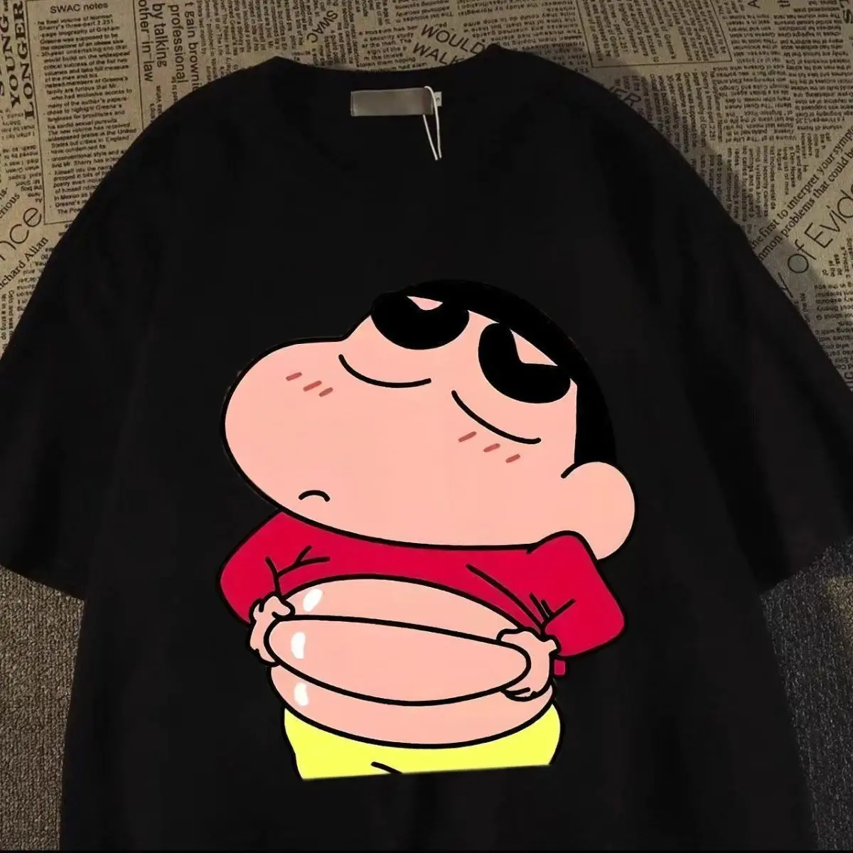 2026 Summer Crayon Shin Chan Oversized Cotton T Shirt Funny Belly Print Retro Y2K Mens Short Sleeve