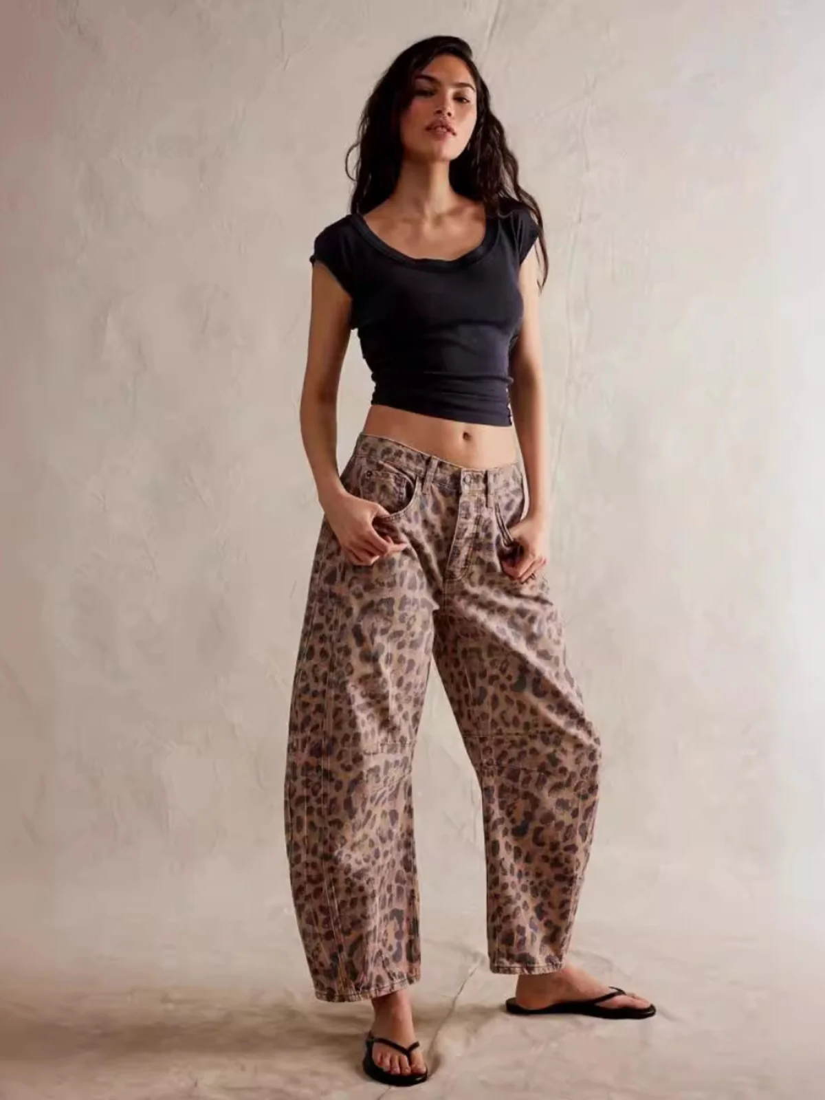 Calças Jeans Casuais Fenas Largas 2024 Outono Cintura Baixa Nove Pontos Denim Azul Calças Casuais Largas para Mulheres
