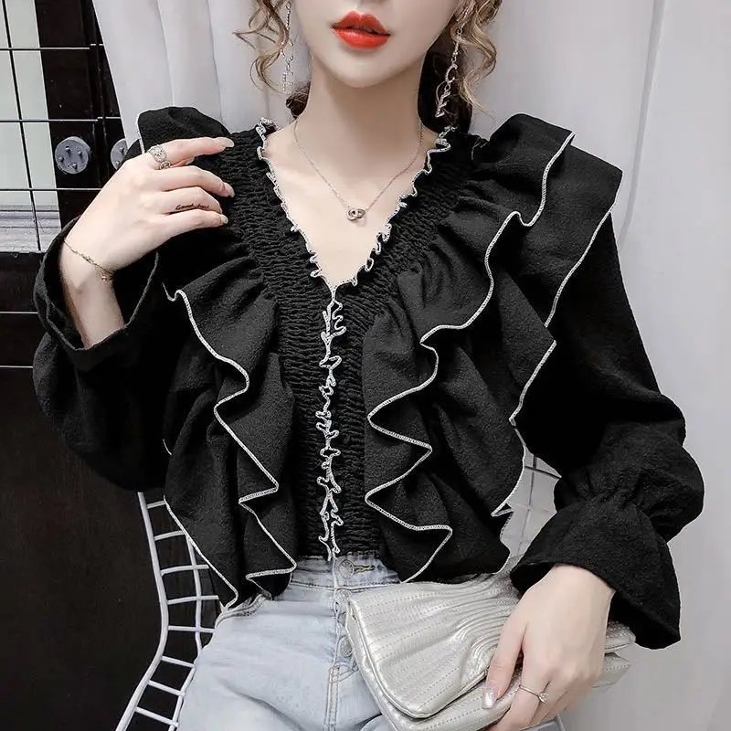 

Sweet V-Neck Spliced Shirring Ruffles Blouse Women's Clothing 2023 Spring Summer New Oversized Casual Tops Flare Sleeve Blouse