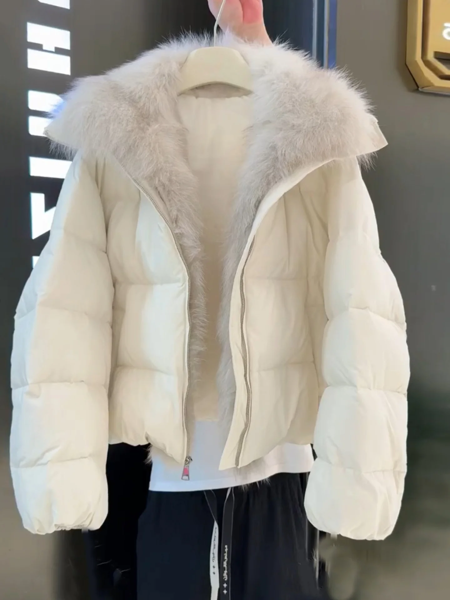 

Модная женская куртка из хлопка с меховым воротником, утепленная, осенне-зимняя, однотонная, на молнии, для повседневной носки