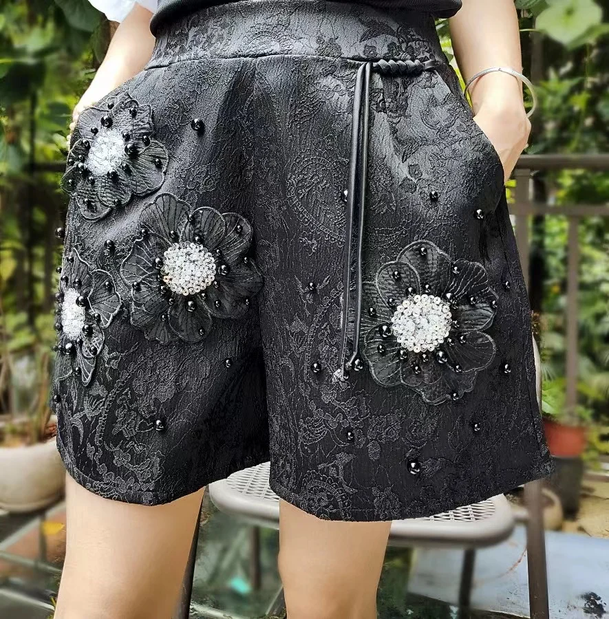 

Luxury Style Beaded Flowers Stitch Pantalones Cortos Wide Leg Shorts 2024 Summer Women's Short Pants Black Short Trousers